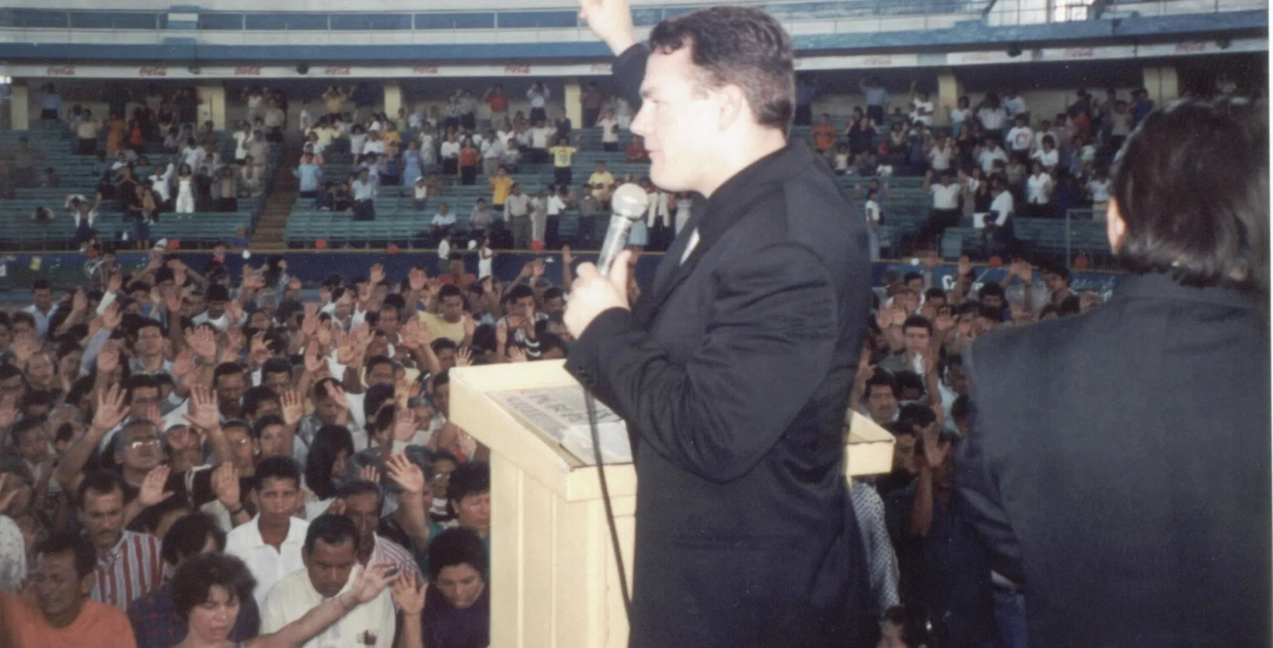 Worldwide Motivational Speaker Paul F. Davis